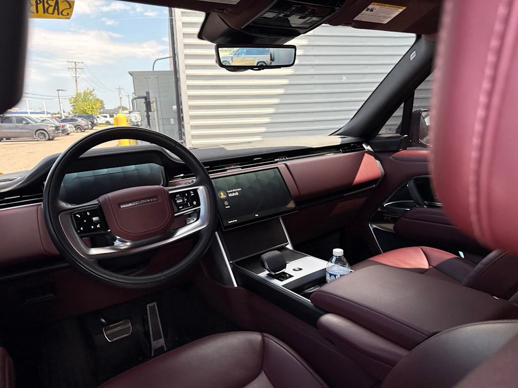 Thumbnail: 2025 Land Rover Range Rover - 6