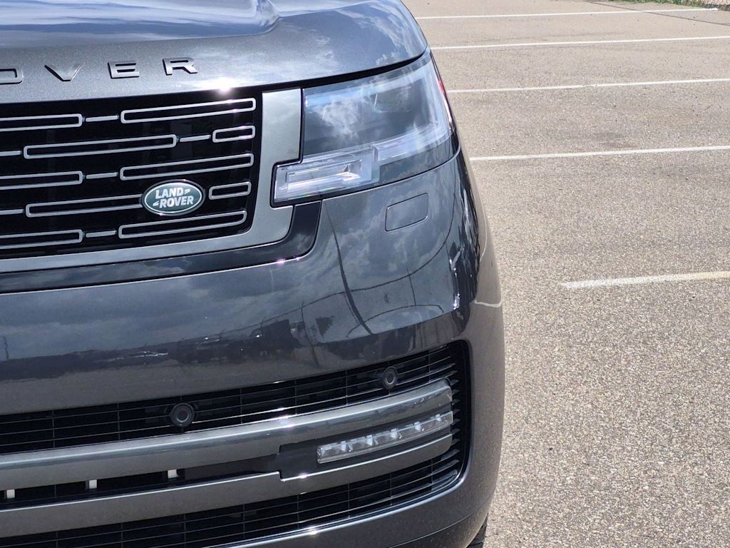 Thumbnail: 2025 Land Rover Range Rover - 24