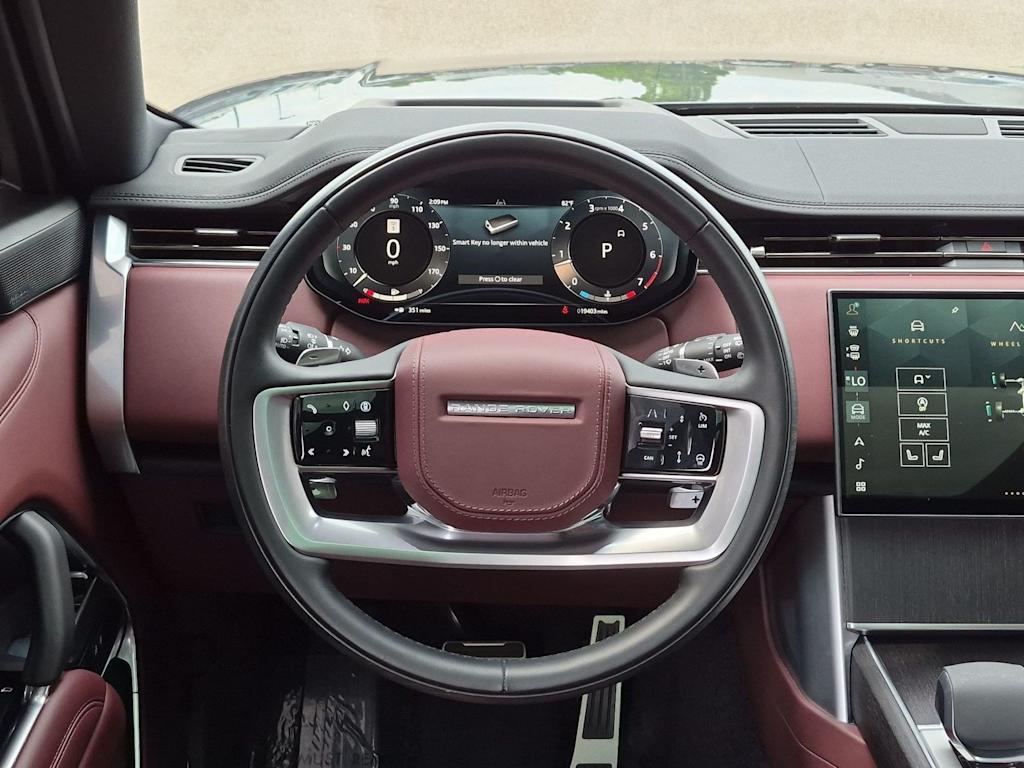 Thumbnail: 2025 Land Rover Range Rover - 13