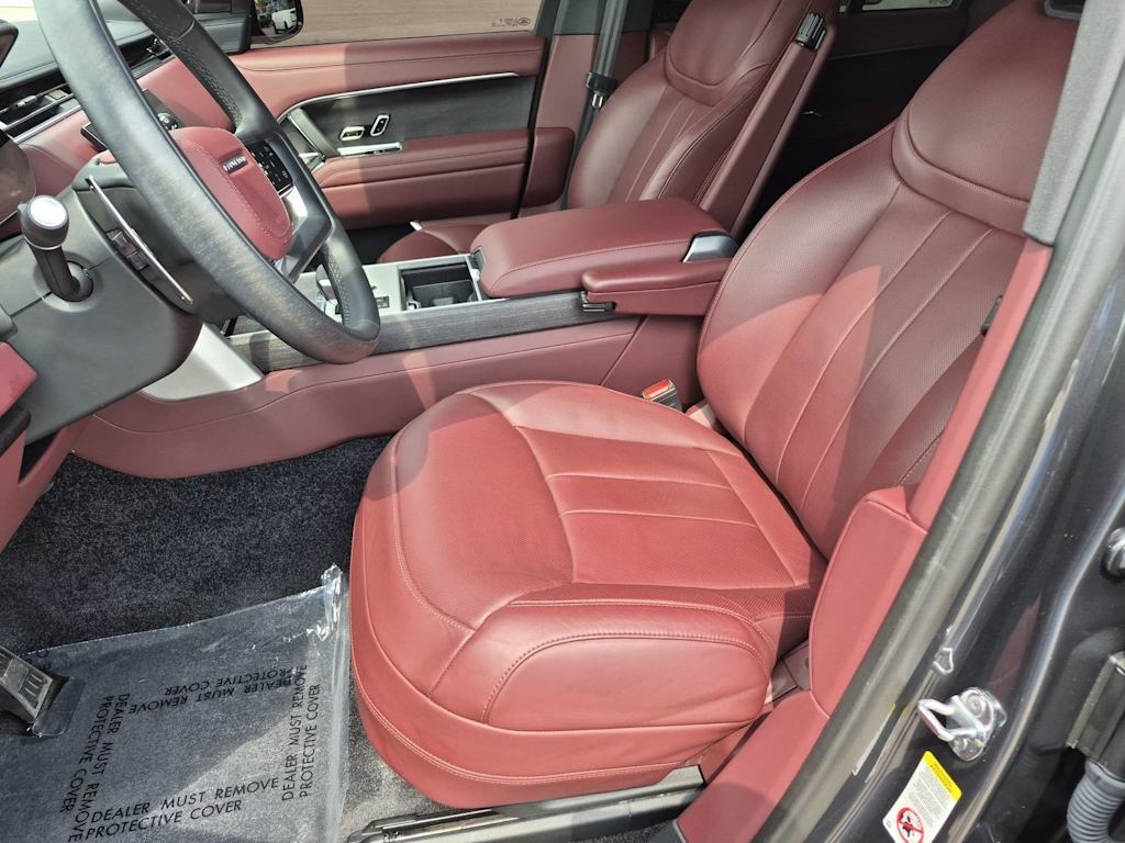 Thumbnail: 2025 Land Rover Range Rover - 10