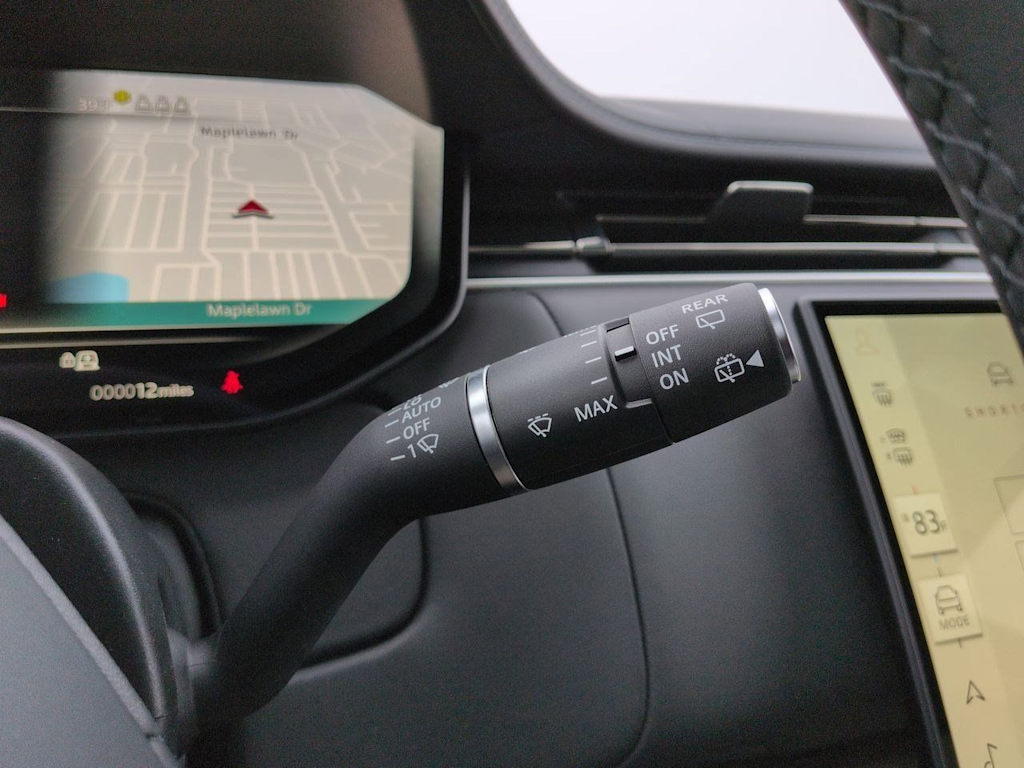 Thumbnail: 2026 Land Rover Range Rover - 32