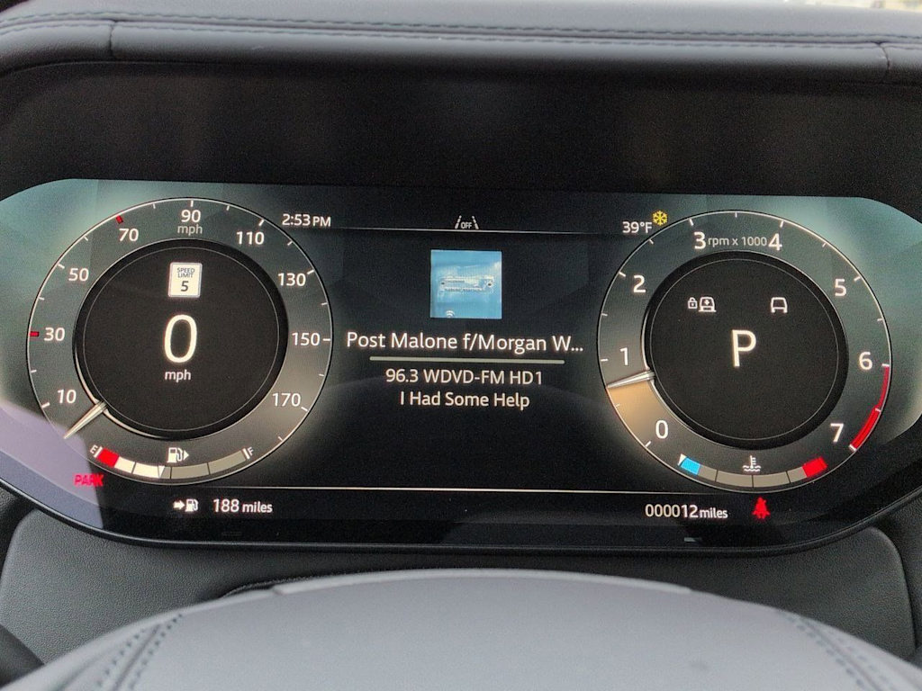 Thumbnail: 2026 Land Rover Range Rover - 16