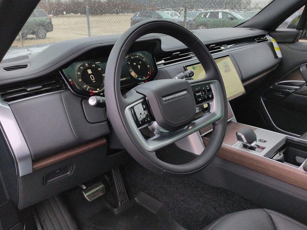 Thumbnail: 2026 Land Rover Range Rover - 2