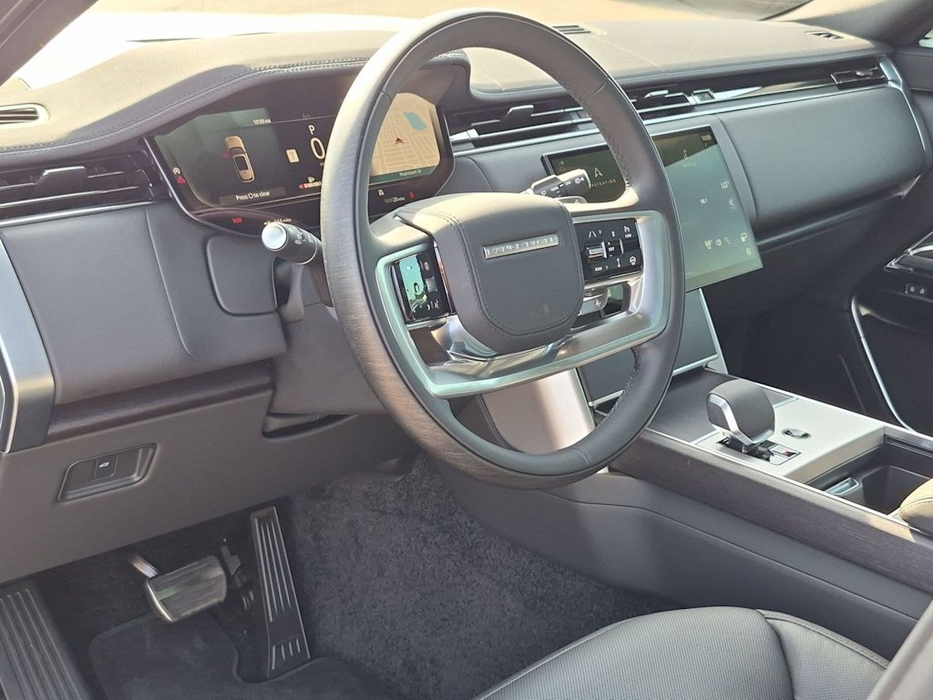 Thumbnail: 2026 Land Rover Range Rover - 2