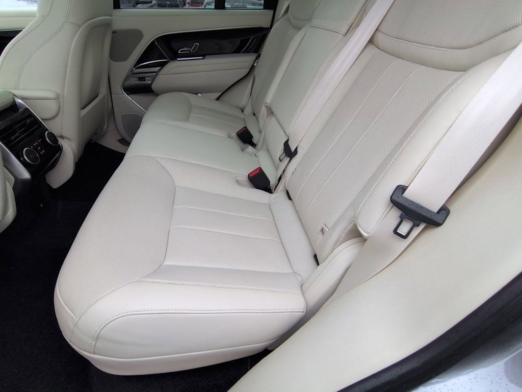 Thumbnail: 2023 Land Rover Range Rover - 13