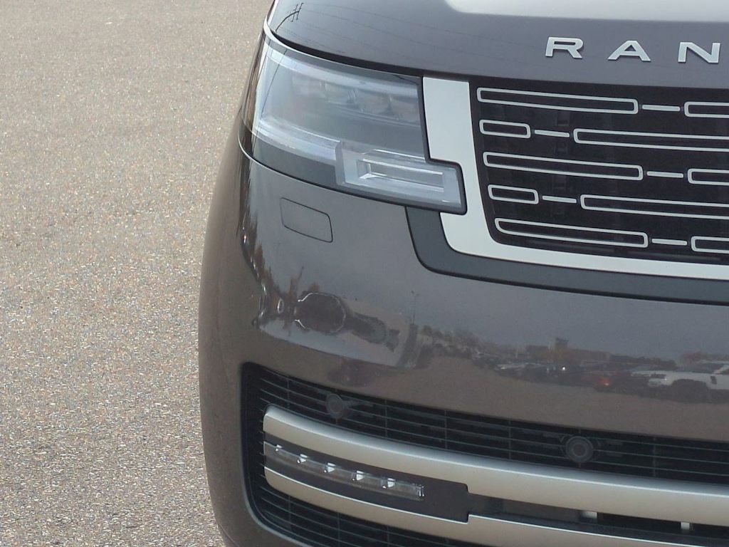 Thumbnail: 2024 Land Rover Range Rover - 7