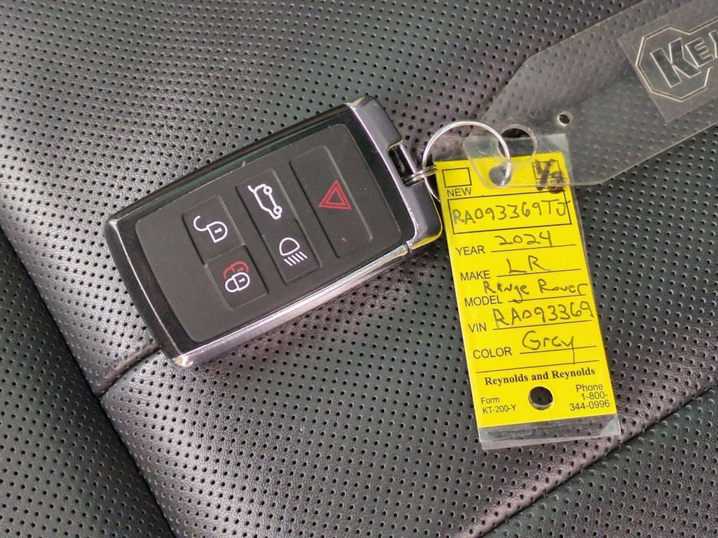 Thumbnail: 2024 Land Rover Range Rover - 37