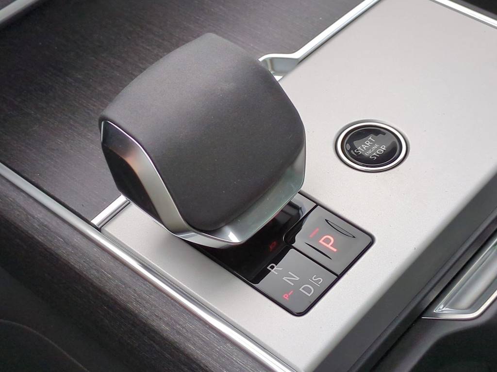 Thumbnail: 2025 Land Rover Range Rover - 34