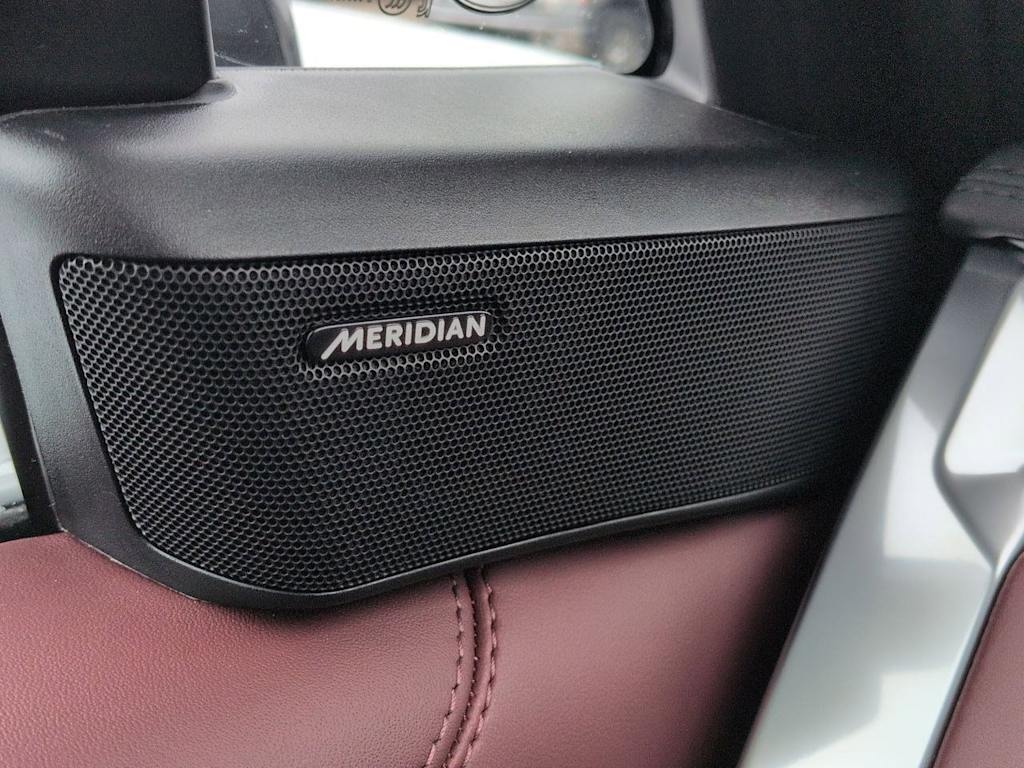 Thumbnail: 2026 Land Rover Range Rover - 35