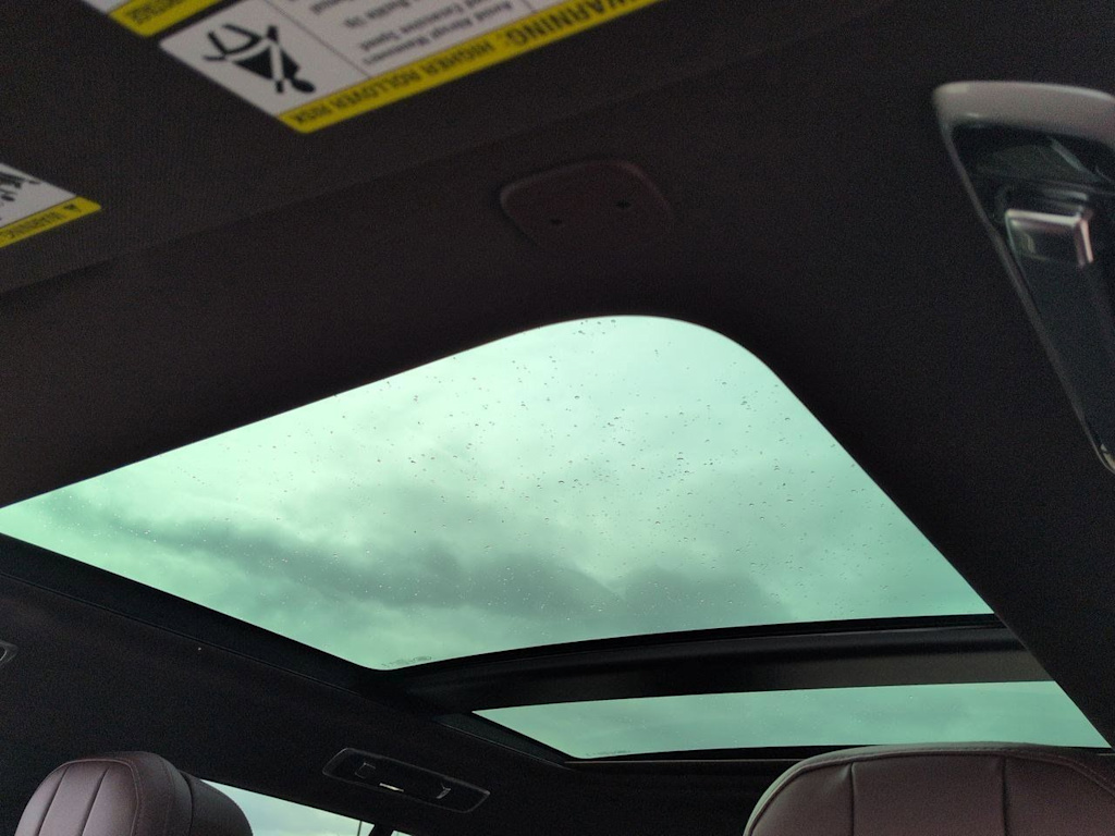 Thumbnail: 2026 Land Rover Range Rover - 27