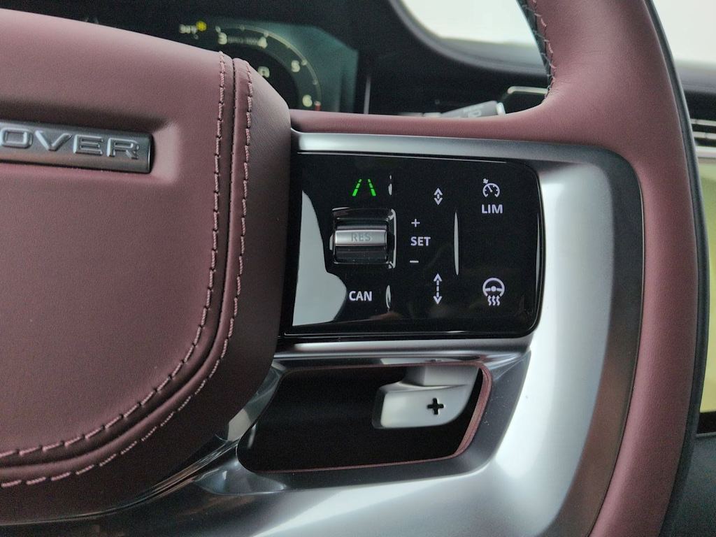 Thumbnail: 2026 Land Rover Range Rover - 32