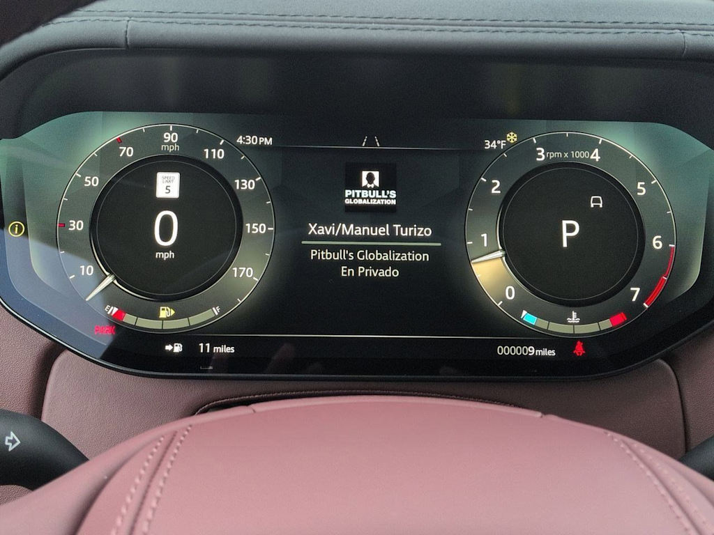 Thumbnail: 2026 Land Rover Range Rover - 17