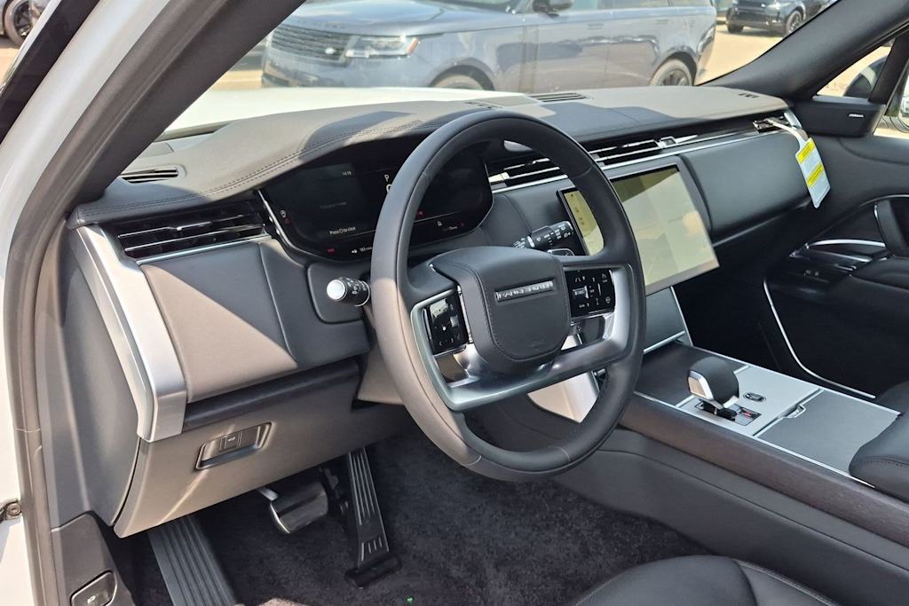 Thumbnail: 2026 Land Rover Range Rover - 2