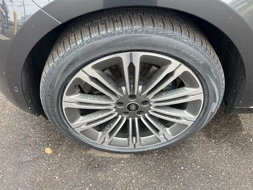 Thumbnail: 2023 Land Rover Range Rover - 6