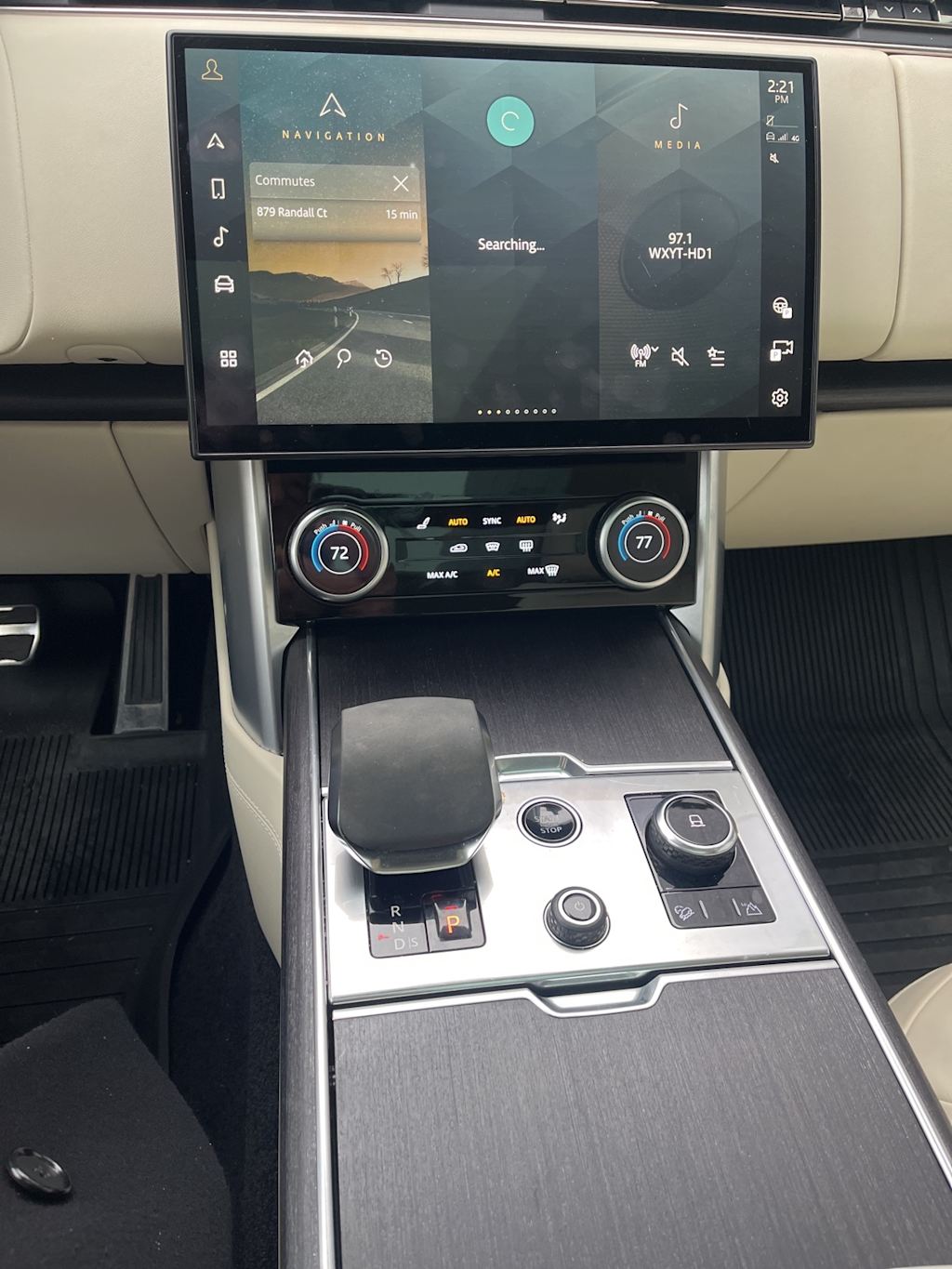 Thumbnail: 2023 Land Rover Range Rover - 10