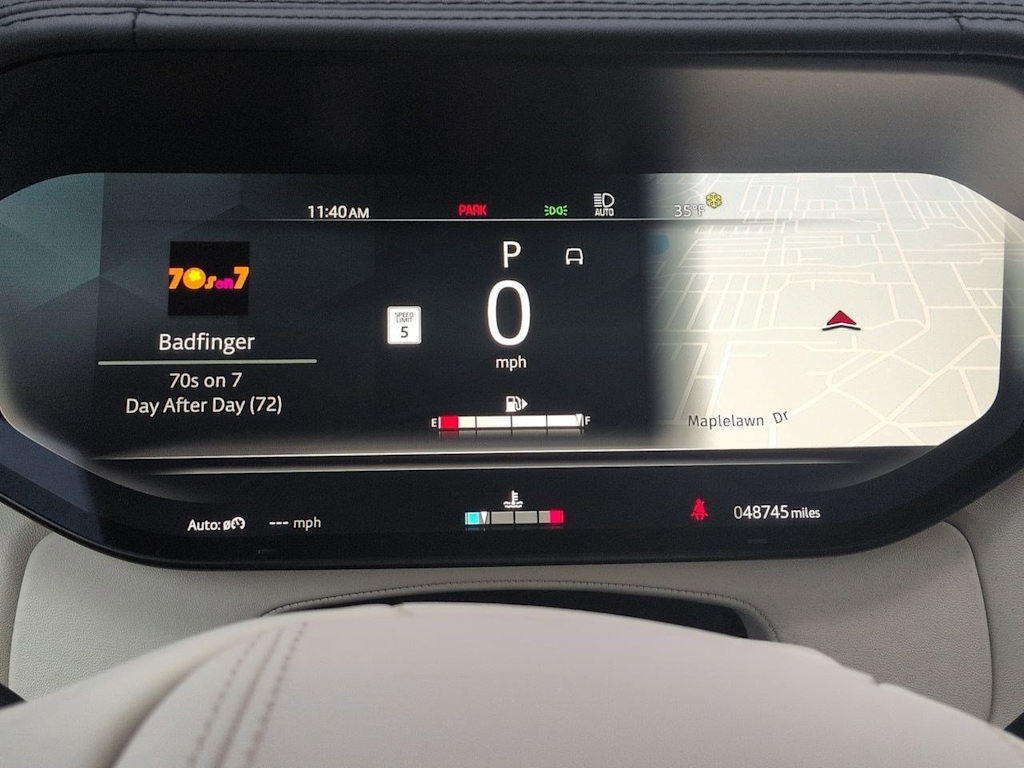 Thumbnail: 2023 Land Rover Range Rover - 38