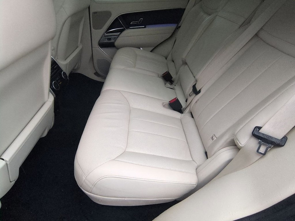 Thumbnail: 2023 Land Rover Range Rover - 13