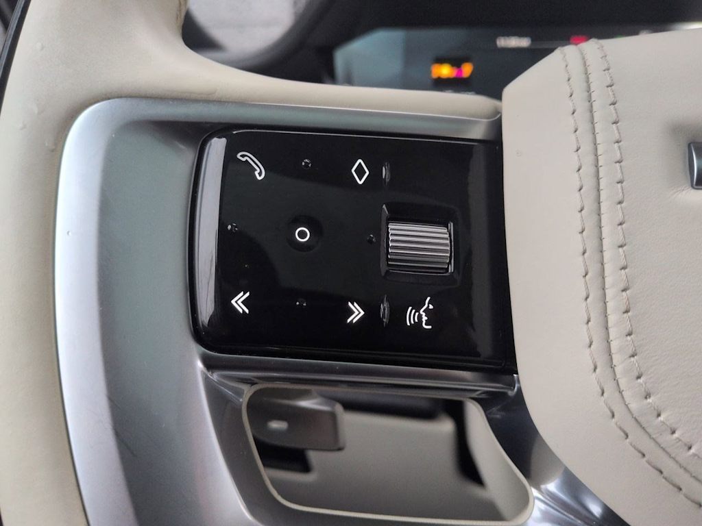 Thumbnail: 2023 Land Rover Range Rover - 30