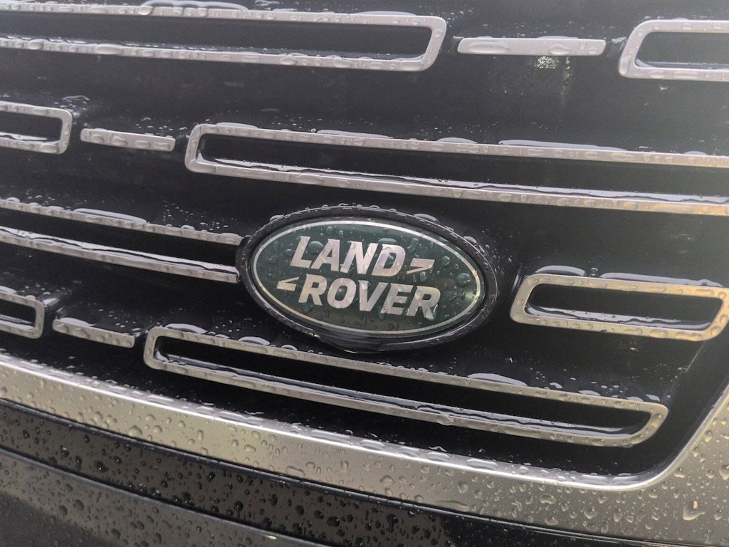 Thumbnail: 2023 Land Rover Range Rover - 23