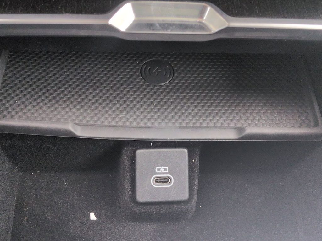 Thumbnail: 2023 Land Rover Range Rover - 37