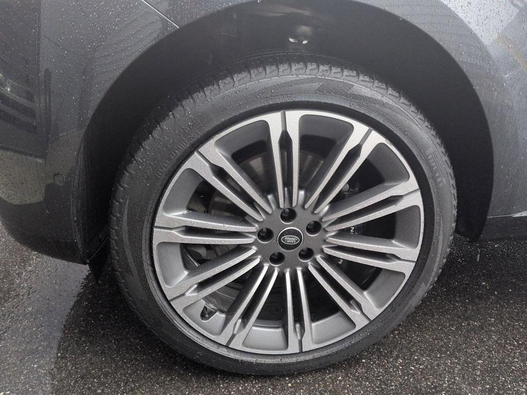 Thumbnail: 2023 Land Rover Range Rover - 8