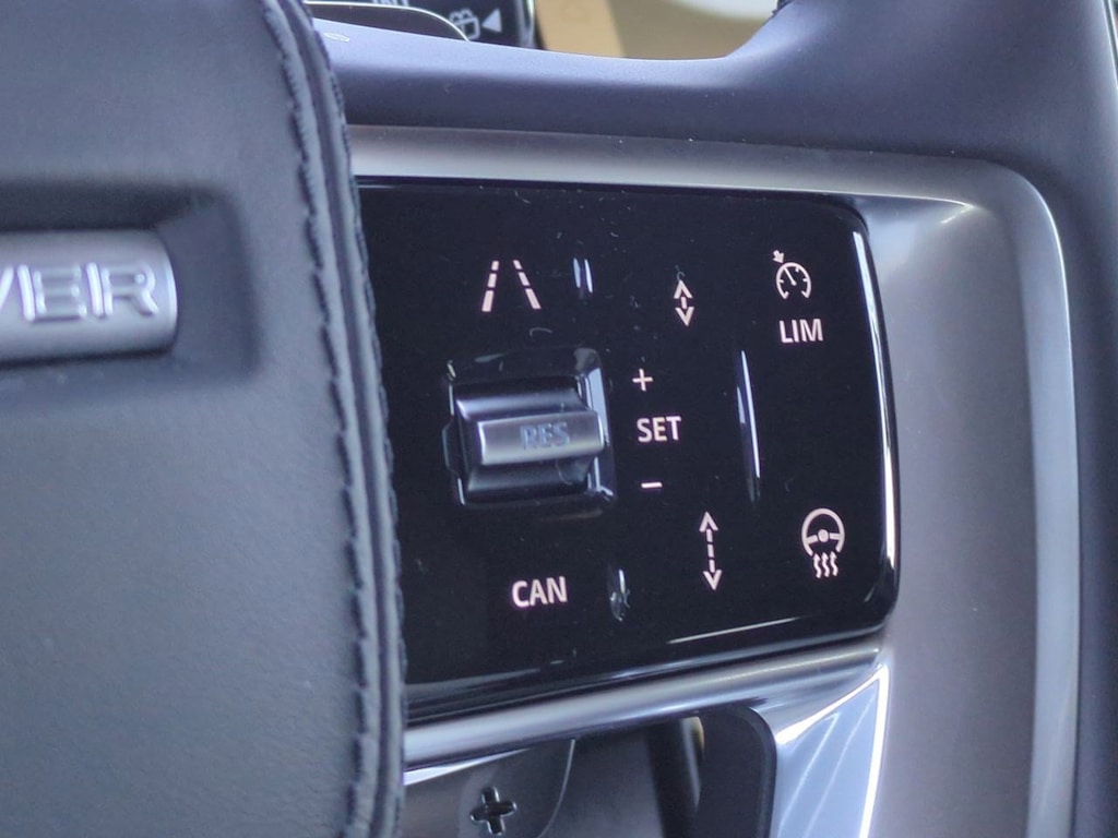 Thumbnail: 2025 Land Rover Range Rover - 29