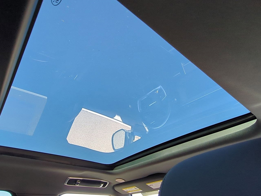 Thumbnail: 2025 Land Rover Range Rover - 26