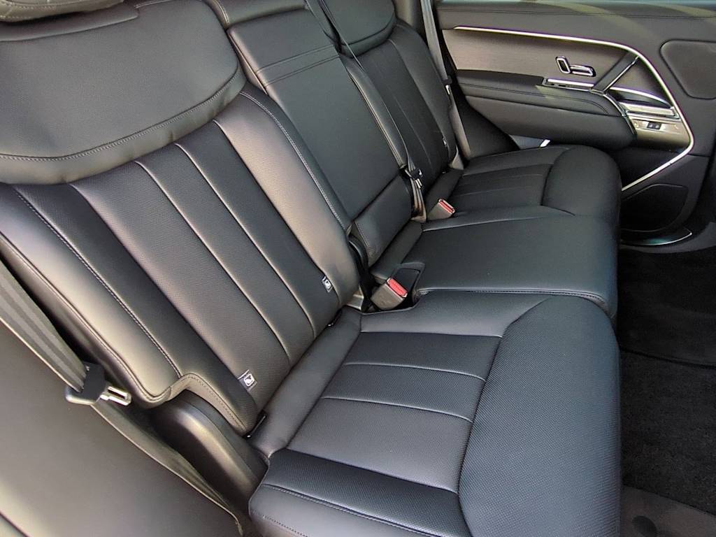 Thumbnail: 2025 Land Rover Range Rover - 11