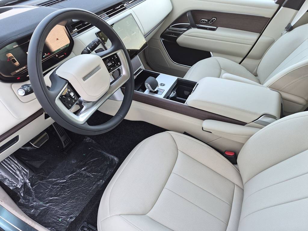 Thumbnail: 2026 Land Rover Range Rover - 11