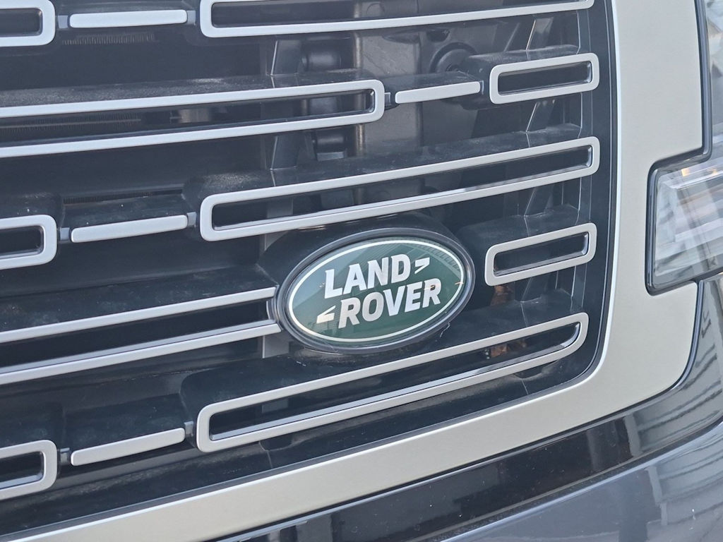 Thumbnail: 2026 Land Rover Range Rover - 22