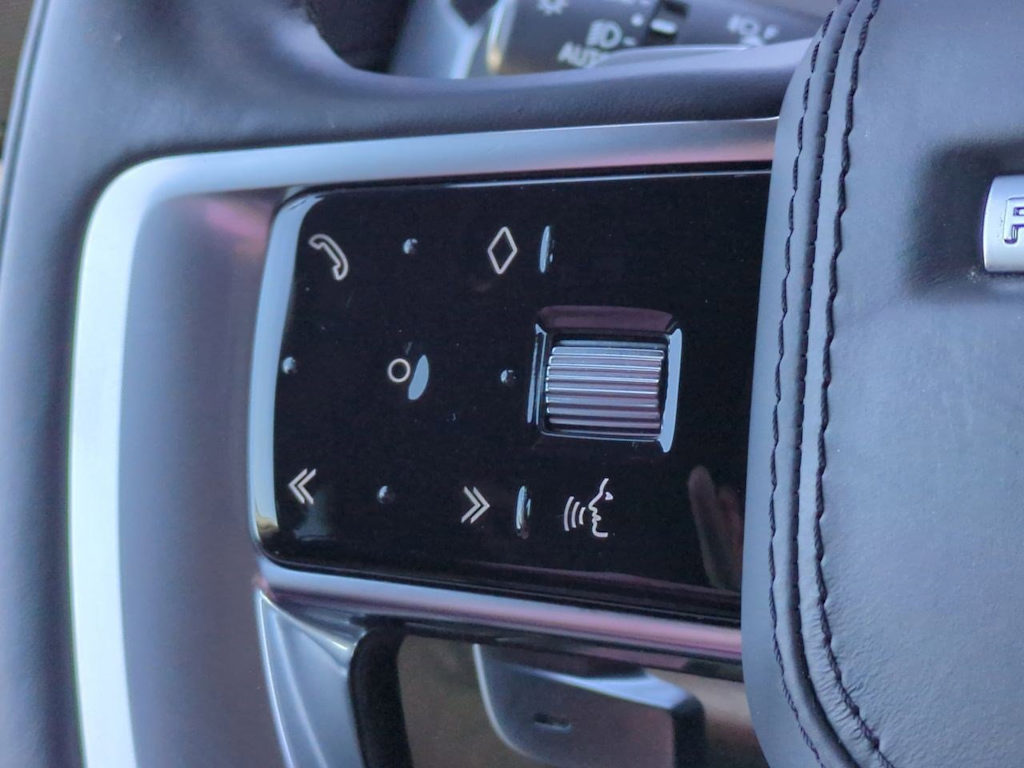 Thumbnail: 2023 Land Rover Range Rover - 29