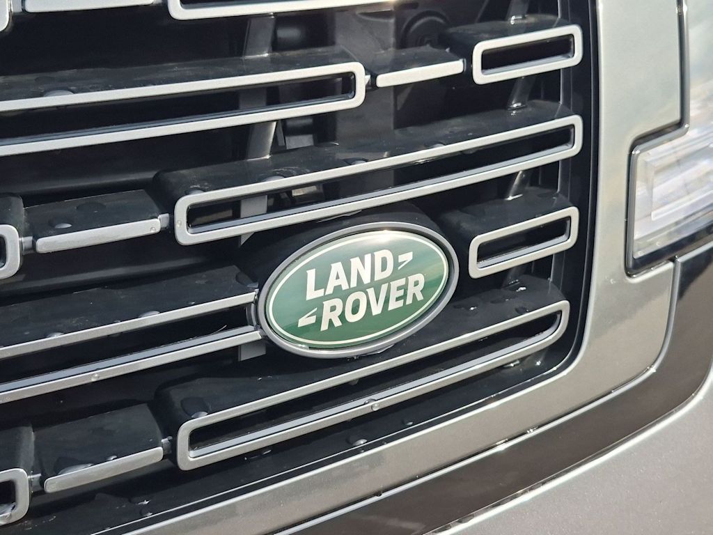 Thumbnail: 2026 Land Rover Range Rover - 23