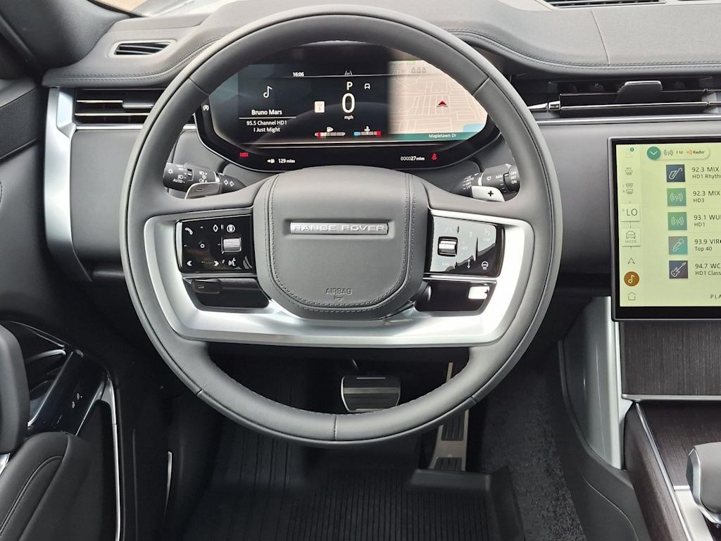 Thumbnail: 2026 Land Rover Range Rover - 9