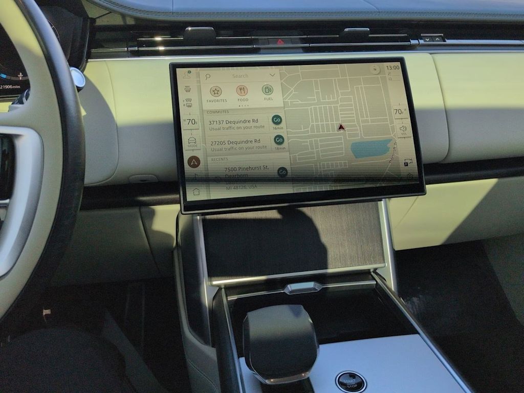 Thumbnail: 2024 Land Rover Range Rover - 15