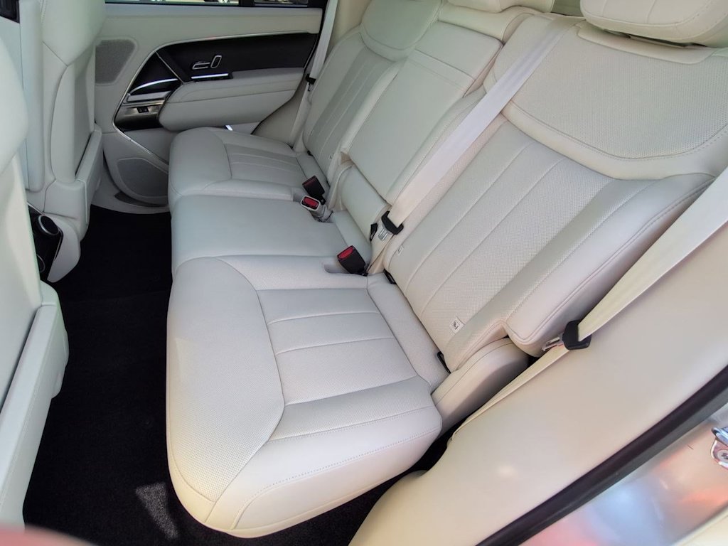 Thumbnail: 2024 Land Rover Range Rover - 13