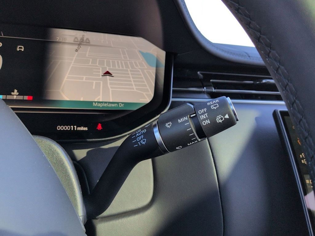 Thumbnail: 2026 Land Rover Range Rover - 31