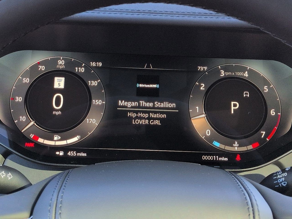 Thumbnail: 2026 Land Rover Range Rover - 16