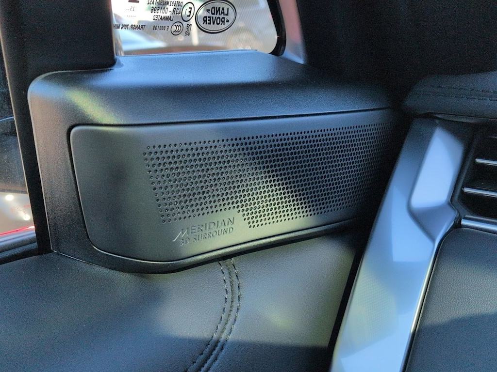 Thumbnail: 2026 Land Rover Range Rover - 35