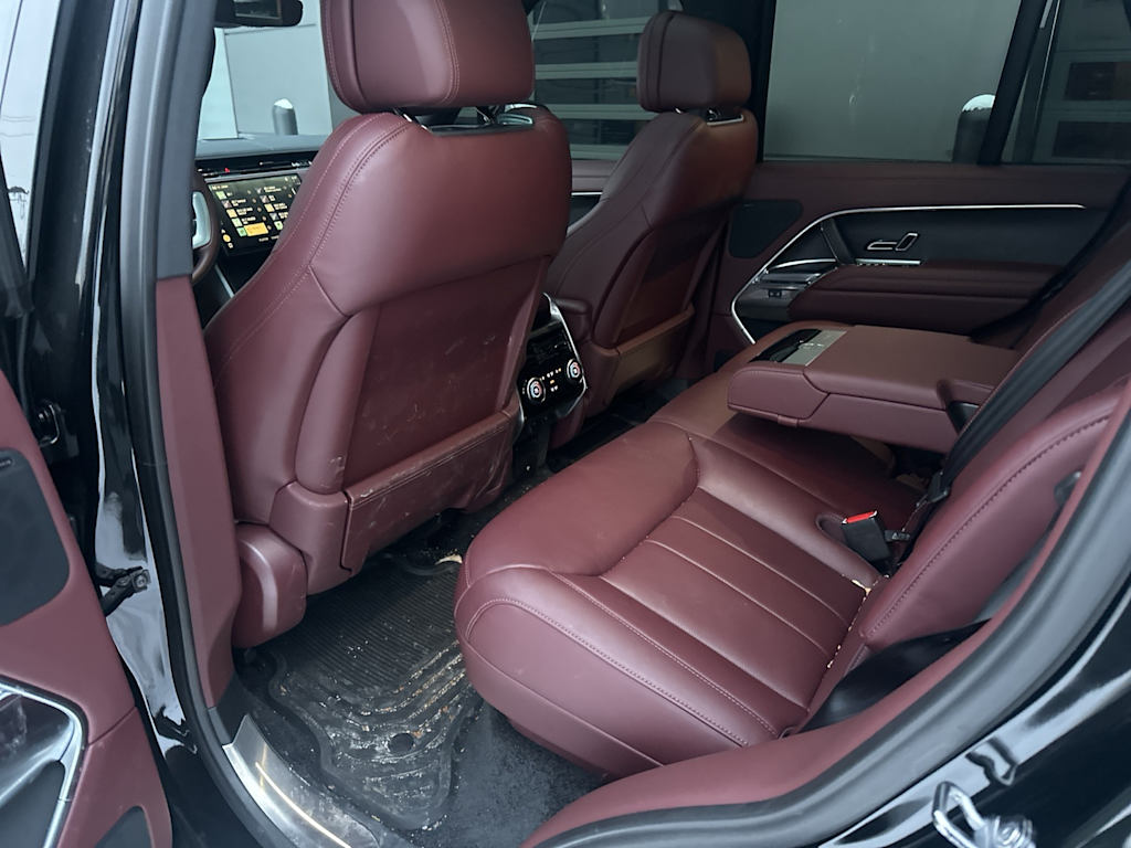 Thumbnail: 2025 Land Rover Range Rover - 19