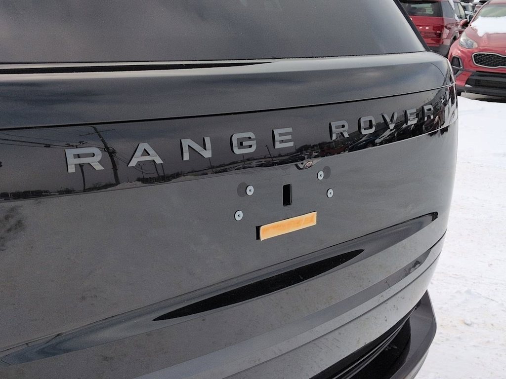 Thumbnail: 2025 Land Rover Range Rover - 23
