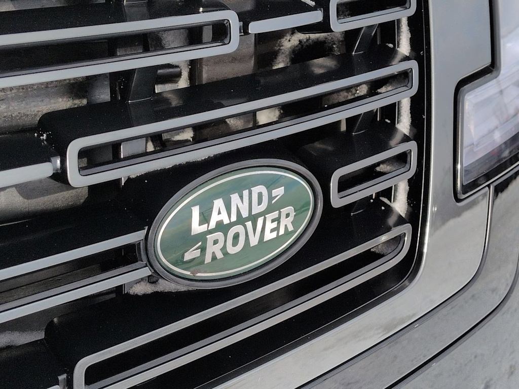 Thumbnail: 2025 Land Rover Range Rover - 22