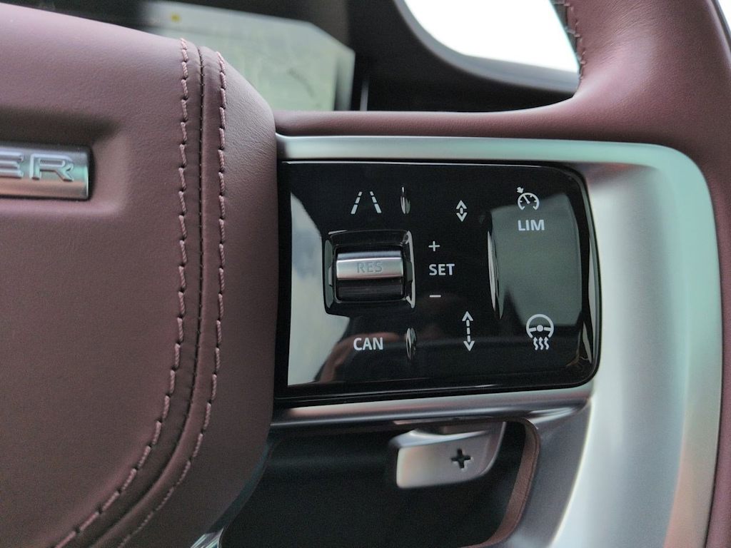 Thumbnail: 2025 Land Rover Range Rover - 30