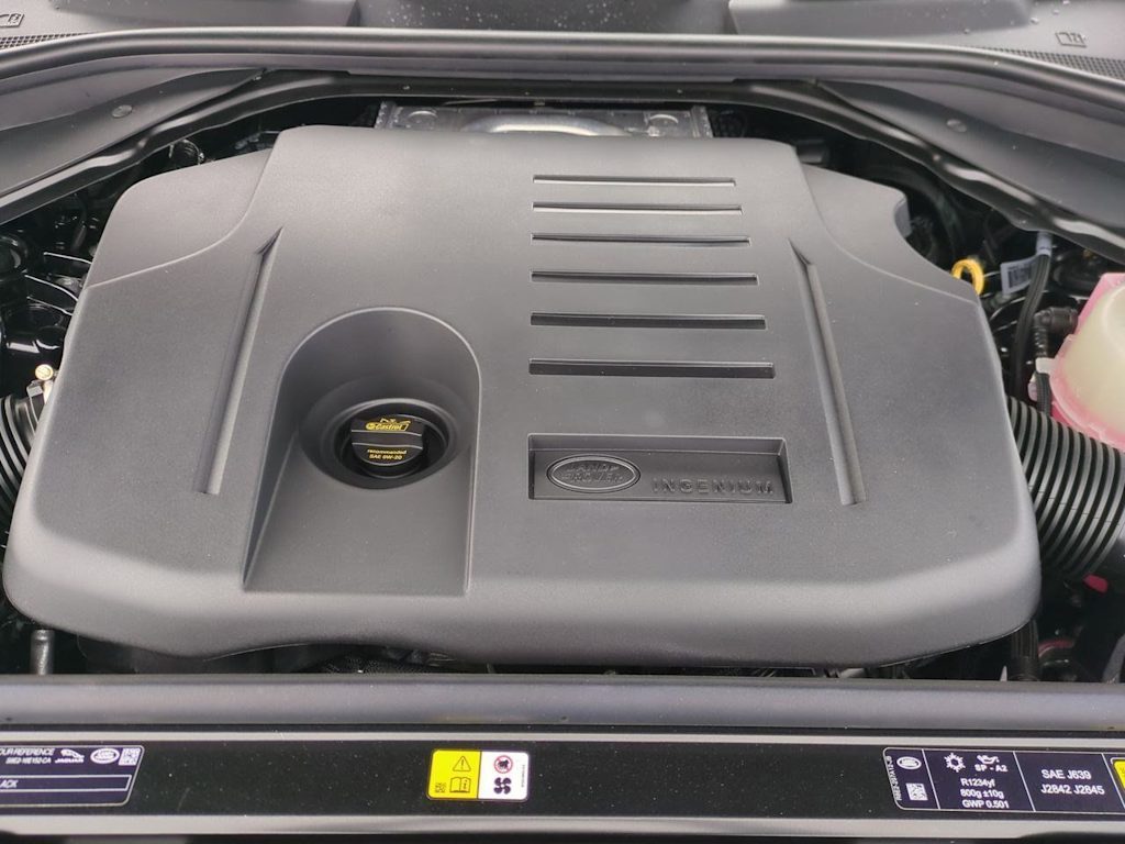 Thumbnail: 2026 Land Rover Range Rover - 14