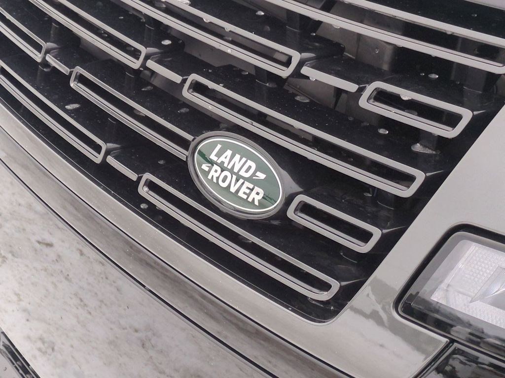 Thumbnail: 2026 Land Rover Range Rover - 7