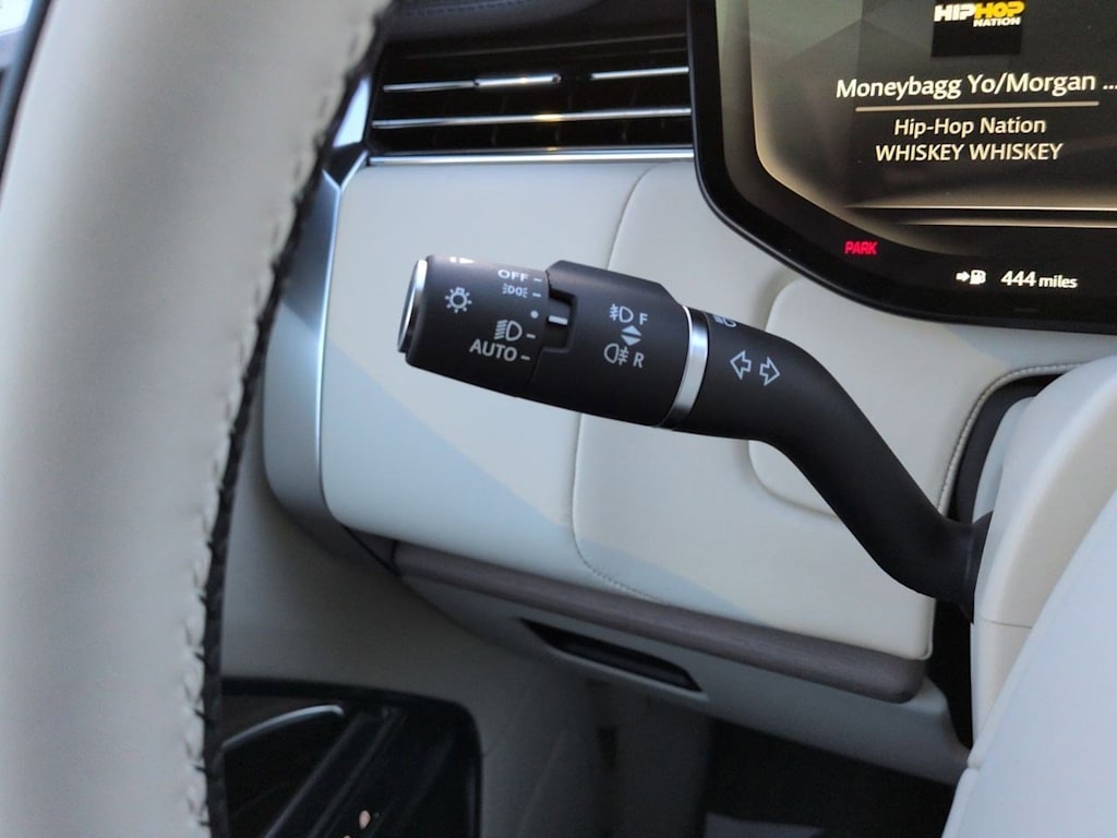 Thumbnail: 2026 Land Rover Range Rover - 33