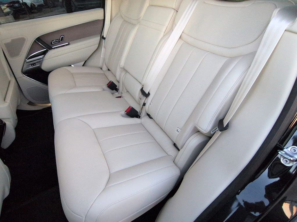 Thumbnail: 2026 Land Rover Range Rover - 26