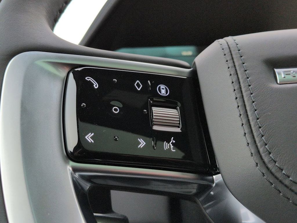 Thumbnail: 2026 Land Rover Range Rover - 29