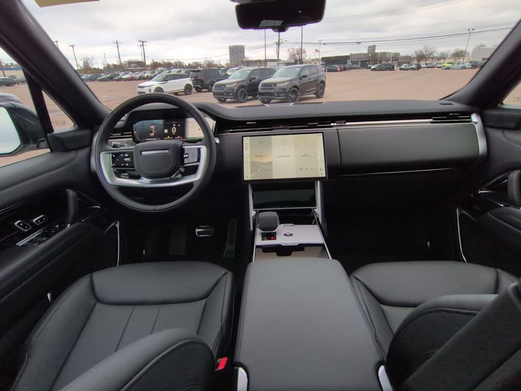 Thumbnail: 2026 Land Rover Range Rover - 10