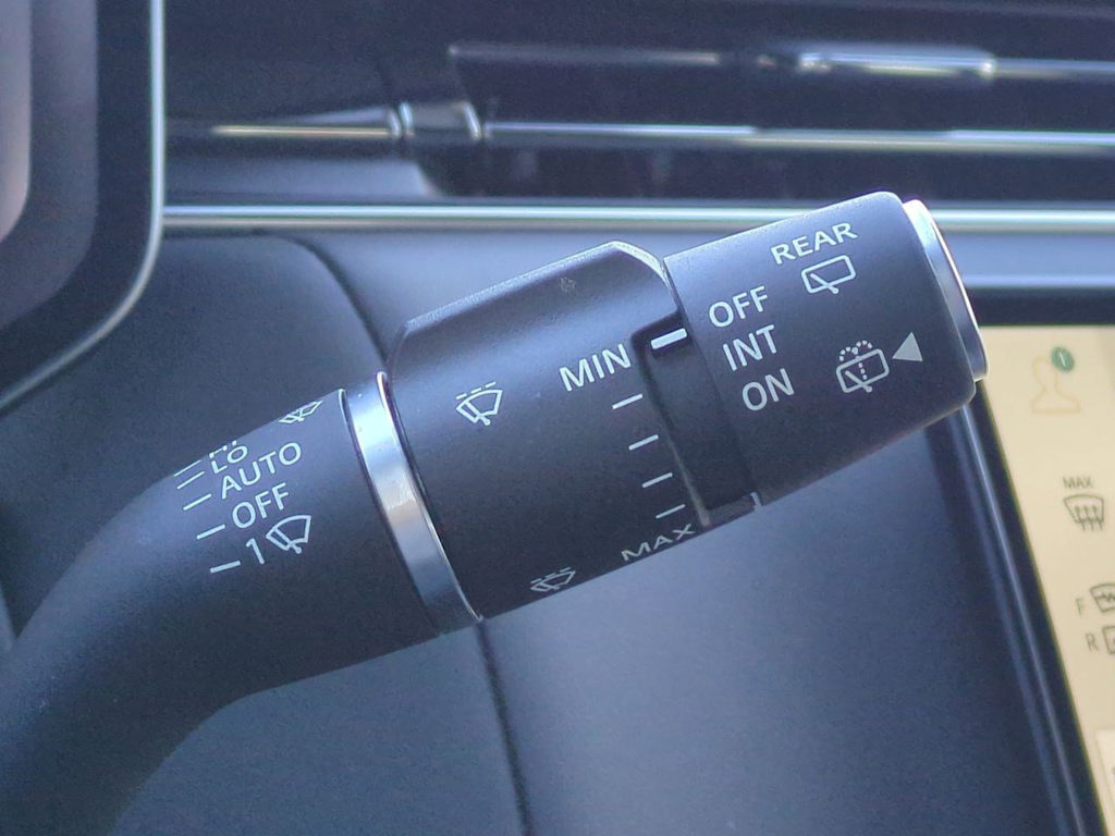 Thumbnail: 2024 Land Rover Range Rover - 16