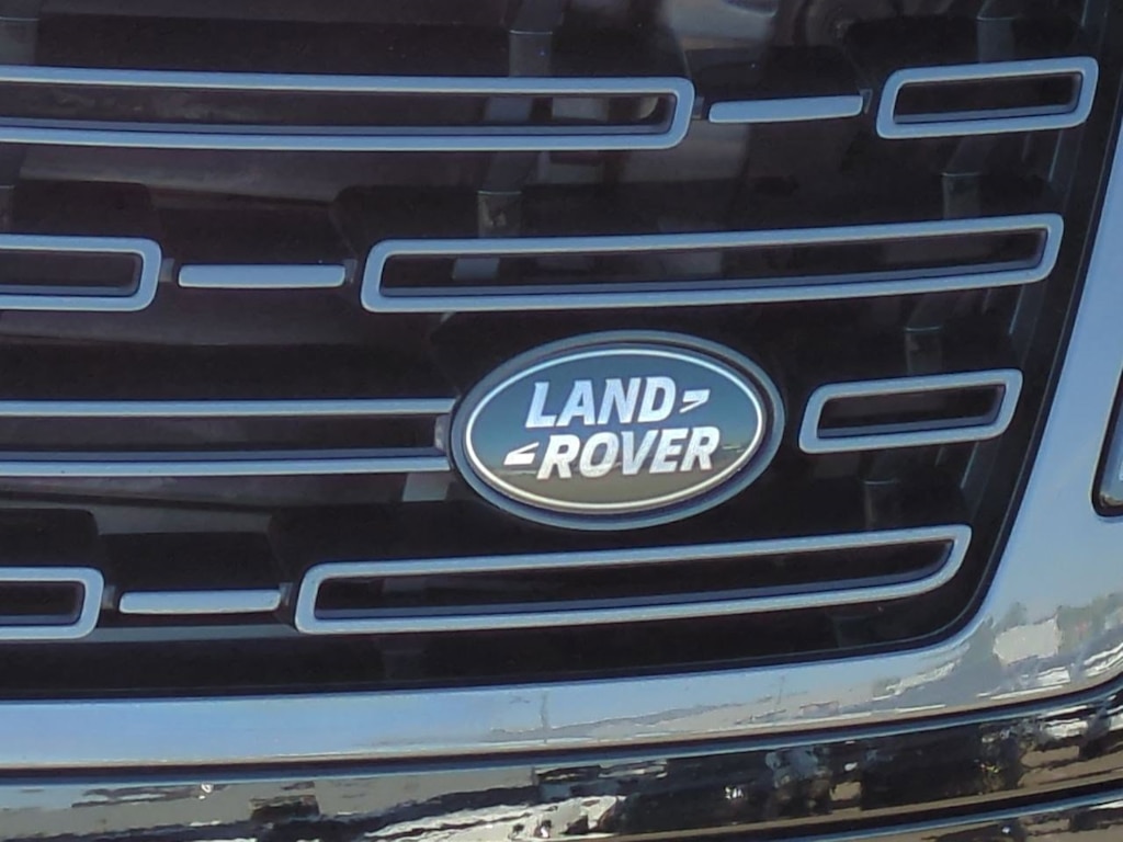 Thumbnail: 2024 Land Rover Range Rover - 22